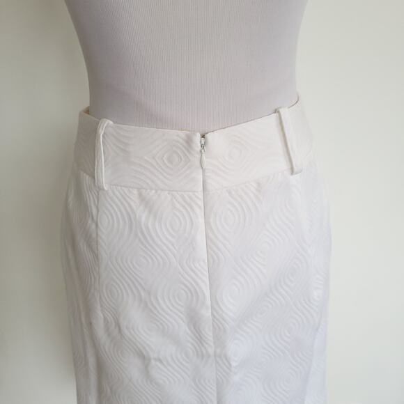 Milly of New York White Skirt Suit Mod 60s Retro Bridal Gold Chain Women 2/4 - Picture 10 of 16